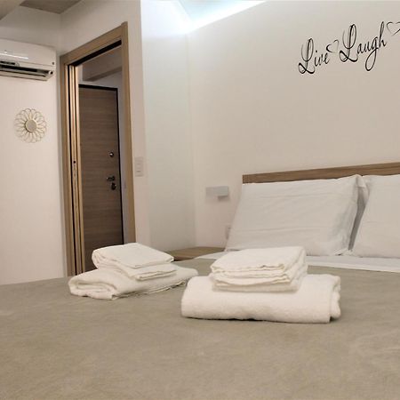 More Apartments Il Ferrarese2 Барі Екстер'єр фото