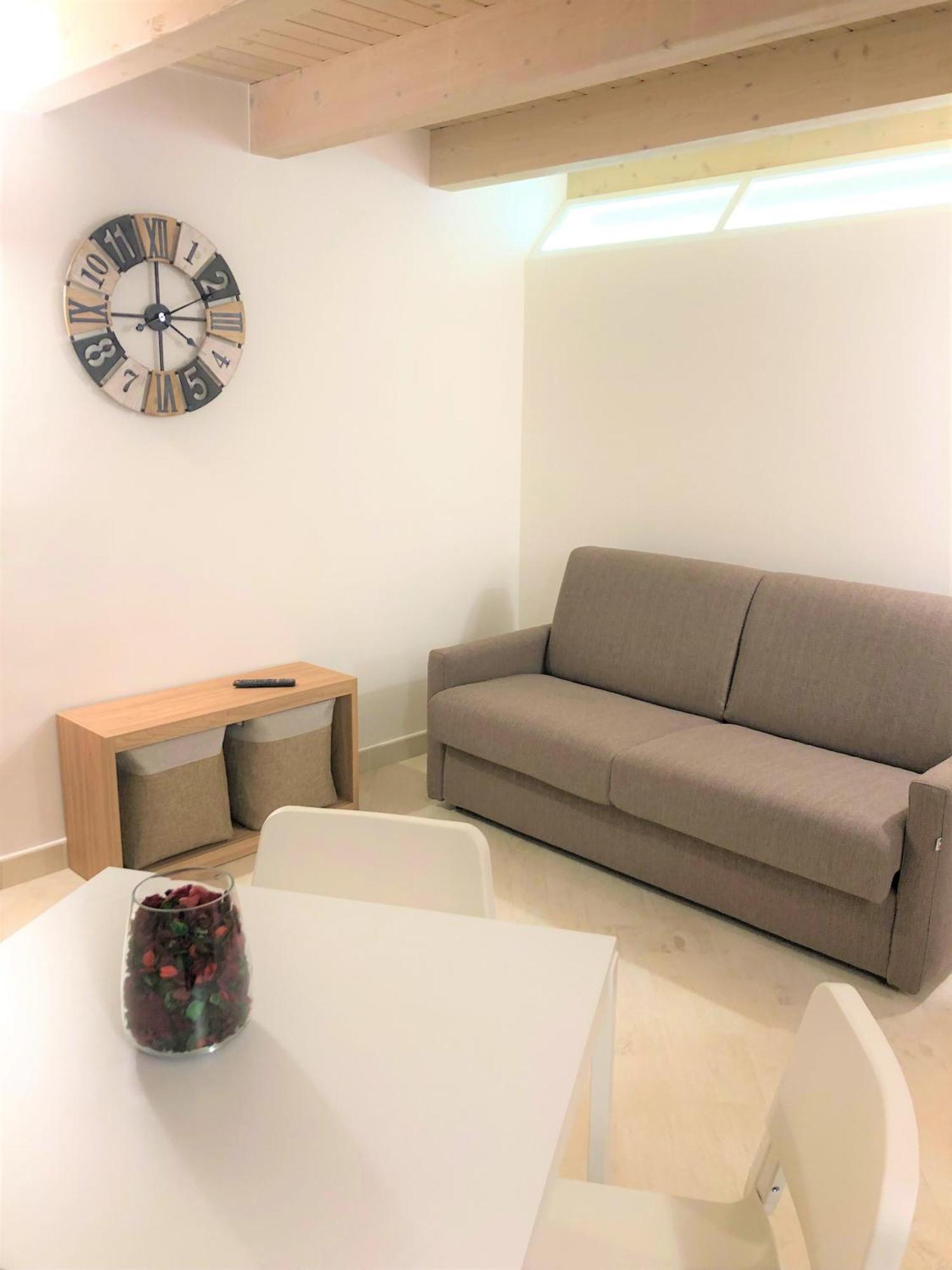 More Apartments Il Ferrarese2 Барі Номер фото